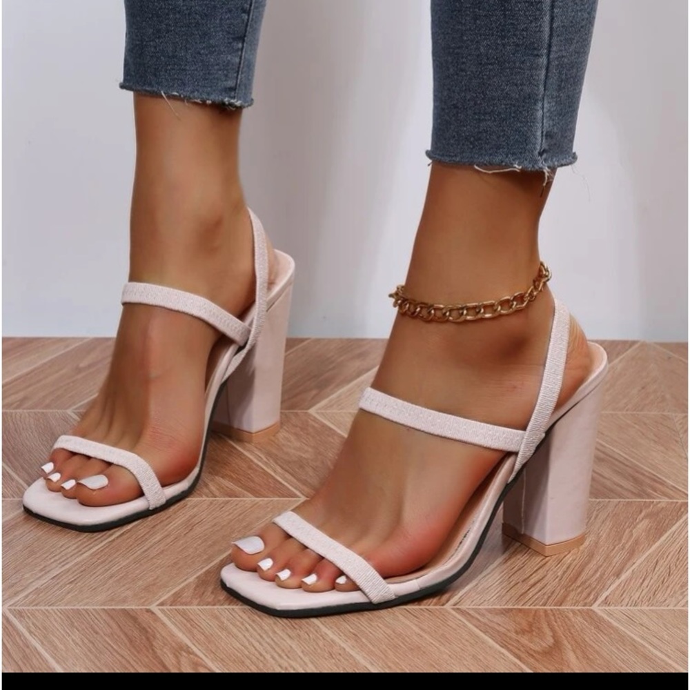 Beige heels size 6.5 but they are more like a 7